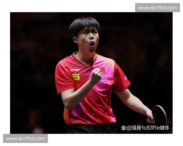 乒乓球世界杯激战正酣 选手们为荣誉与梦想拼搏到底